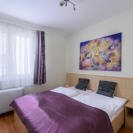 Mirage Wellness Apartman Hajduszoboszlo Ngoại thất bức ảnh