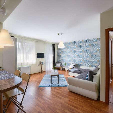 Mirage Wellness Apartman Hajduszoboszlo Ngoại thất bức ảnh