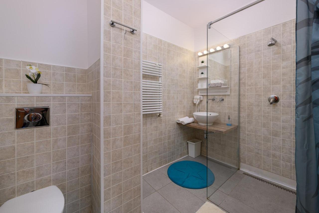 Mirage Wellness Apartman Hajduszoboszlo Ngoại thất bức ảnh