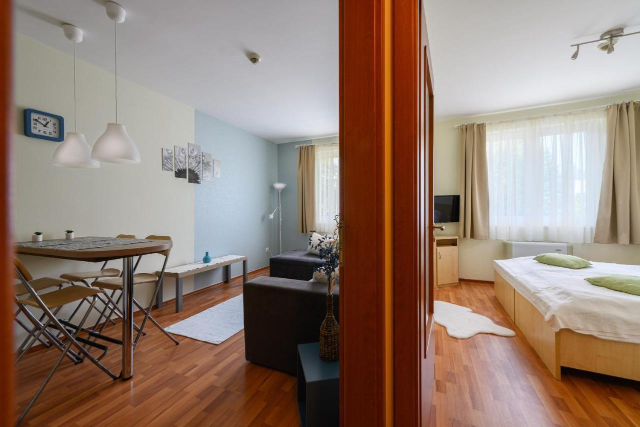 Mirage Wellness Apartman Hajduszoboszlo Ngoại thất bức ảnh
