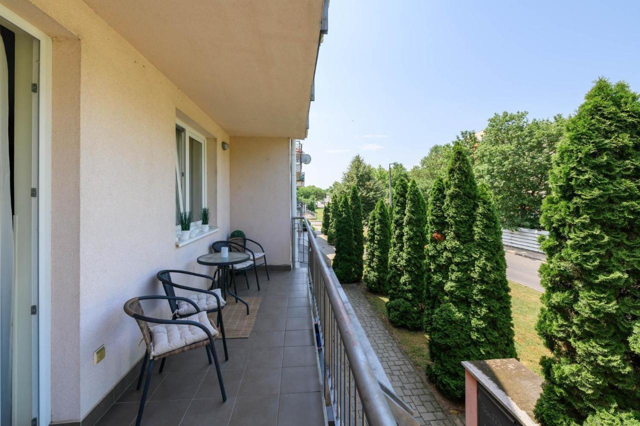 Mirage Wellness Apartman Hajduszoboszlo Ngoại thất bức ảnh